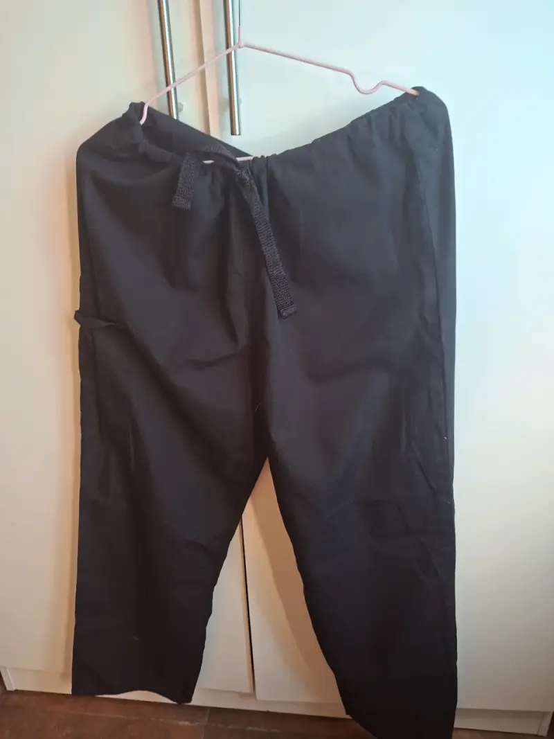 Conjunto de uniforme médico negro Cherokee - 3