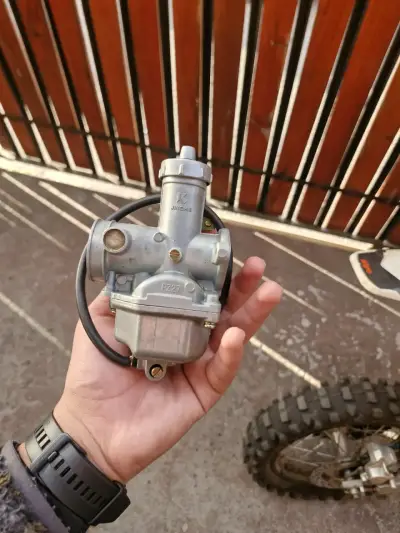 Carburador para moto de cross con resorte - miniatura 2