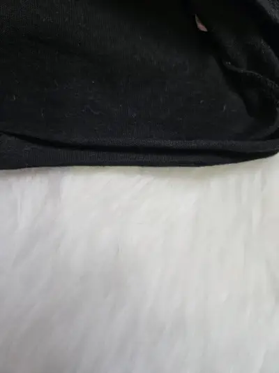 Polera de niña con diseño de calavera y rayas - miniatura 6