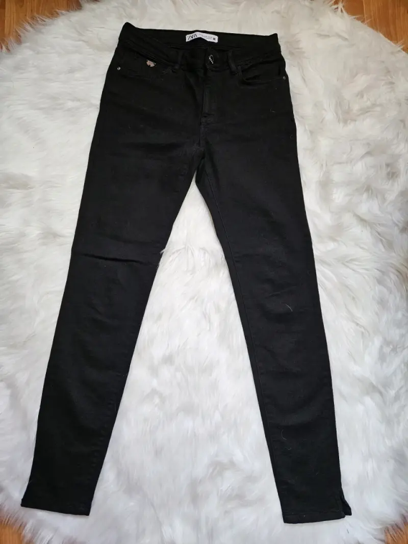 Jeans negros ajustados para mujer Zara - 2