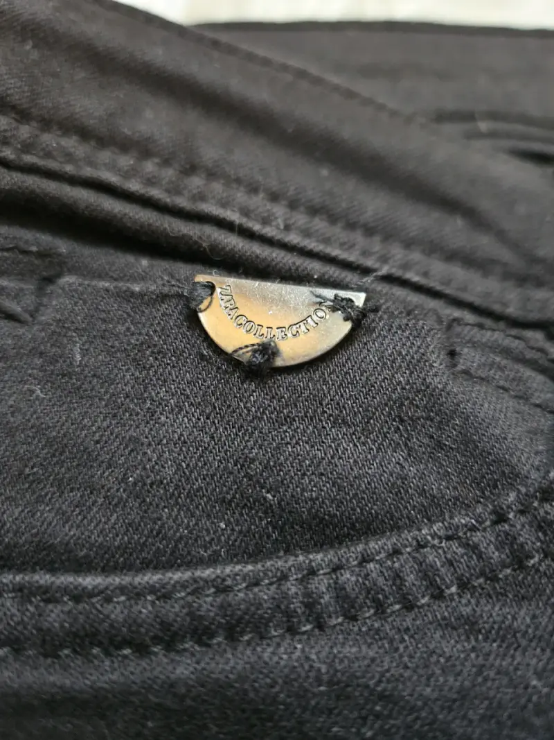 Jeans negros ajustados para mujer Zara - 6