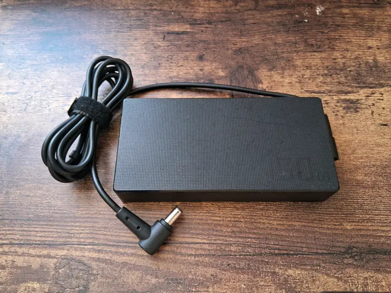 Cargador de Asus TUF Gaming F15/A15 - 1