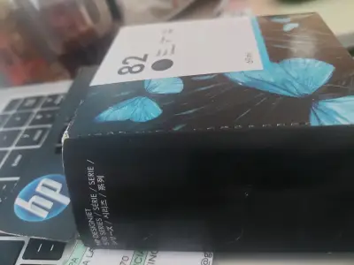 Cartucho de Tinta Negra HP 82 para Impresoras - miniatura 1