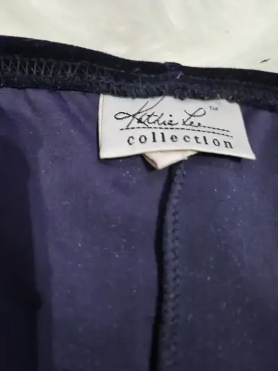 Falda larga de terciopelo violeta con abertura - miniatura 5