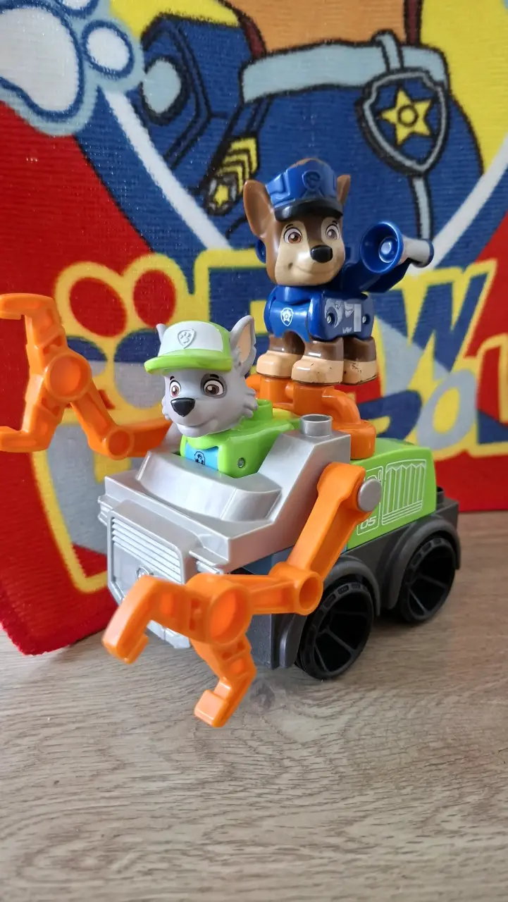 Set de figuras Paw Patrol con vehículos