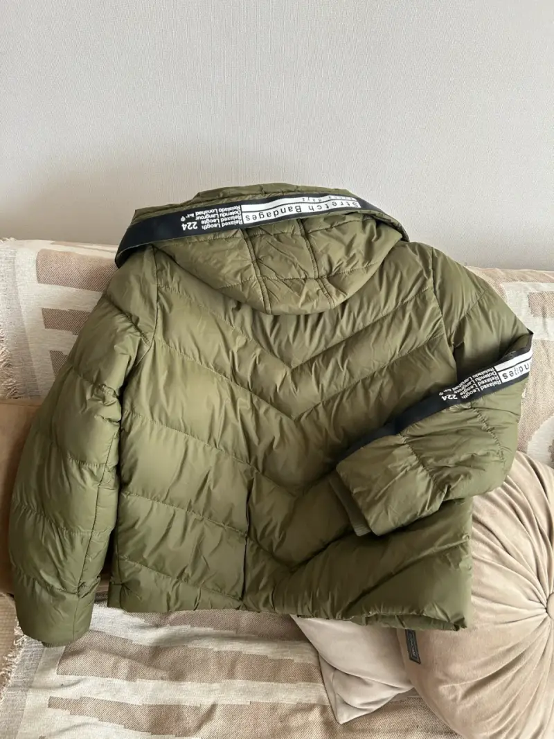 Chaqueta acolchada verde con capucha Freedom - 2