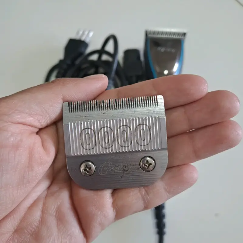 Máquina Oster A6 con cuchillo extra. - 3