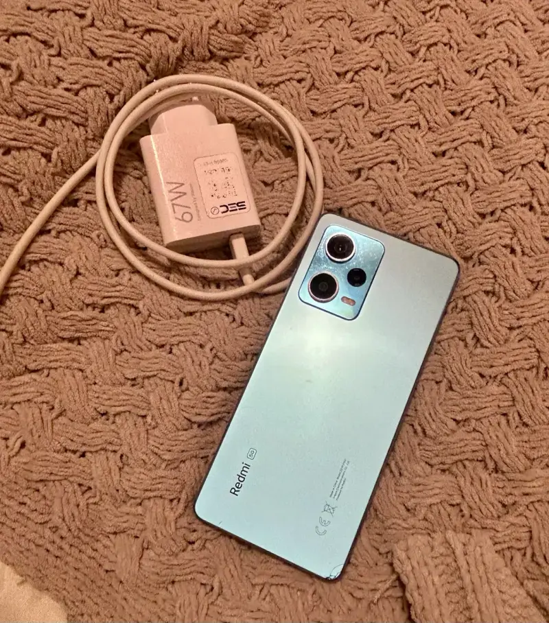 Xiaomi Redmi Note 12 Pro 5G con cargador original - 2