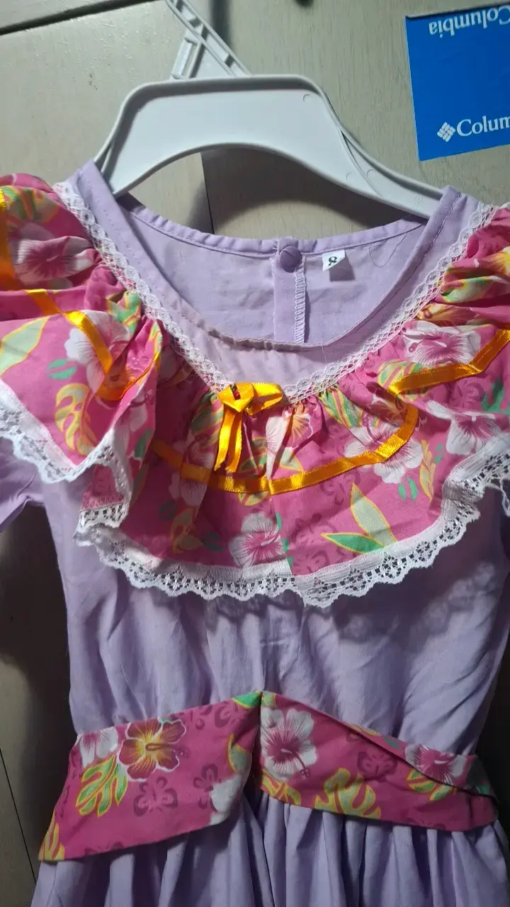Vestido folclórico infantil color lila y rosa - 2