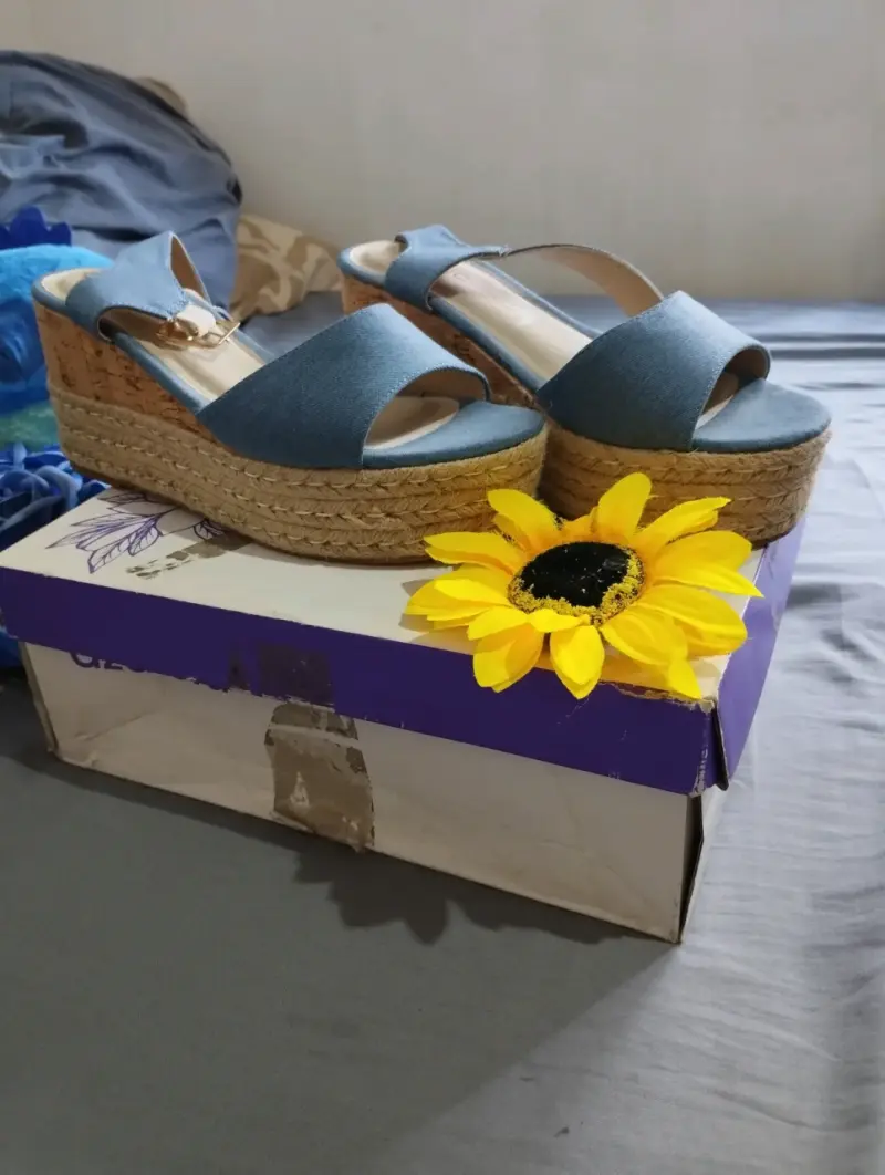 Sandalias de plataforma azules con corcho - 2