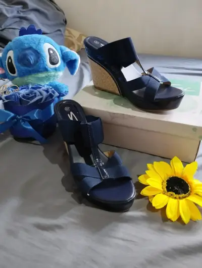 Sandalias de cuña azul marino para mujer - miniatura 2