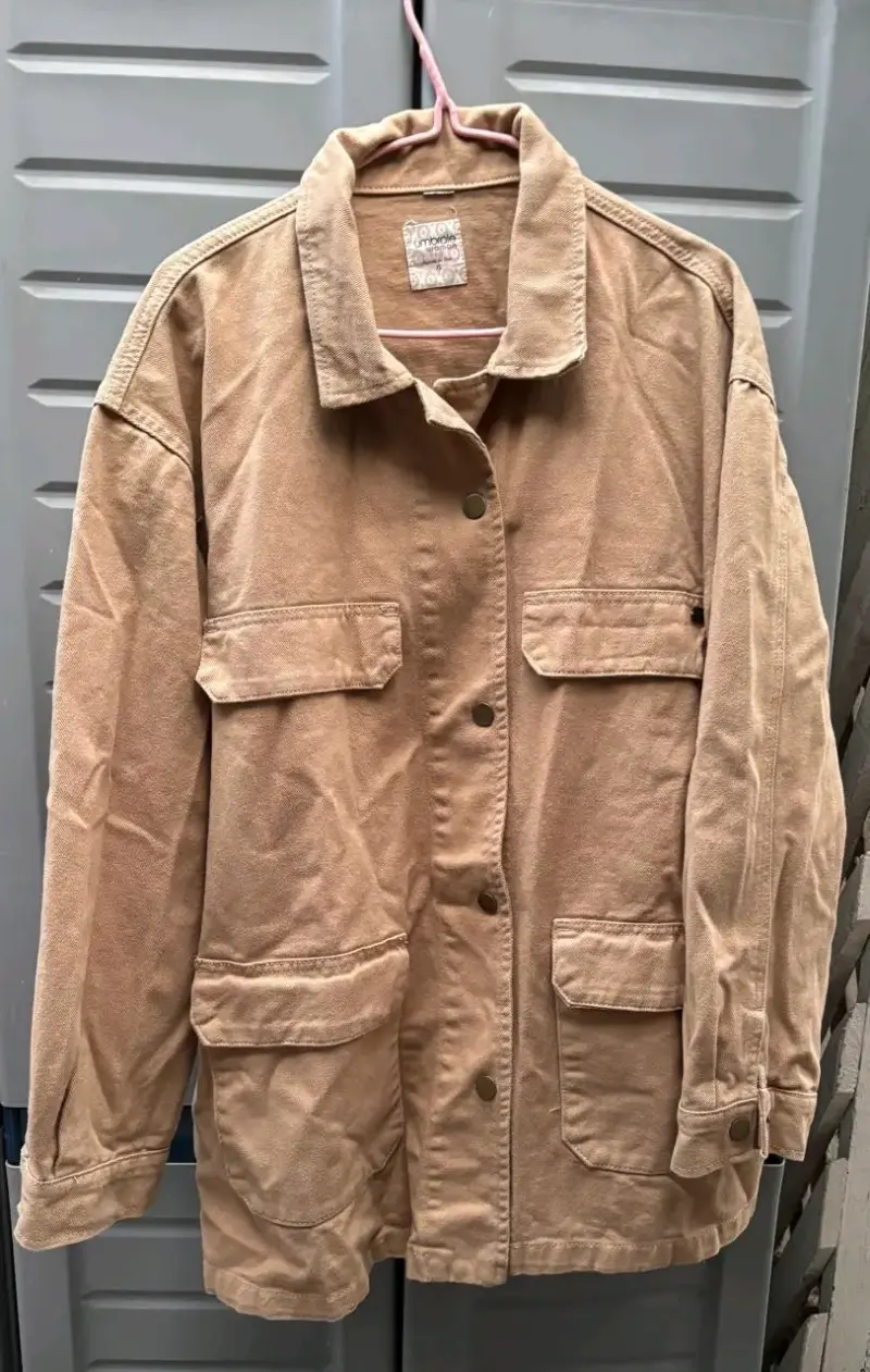 Chaqueta de algodón beige para mujer