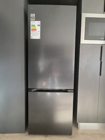 Refrigerador LG con Compresor Inverter A+ - miniatura 1