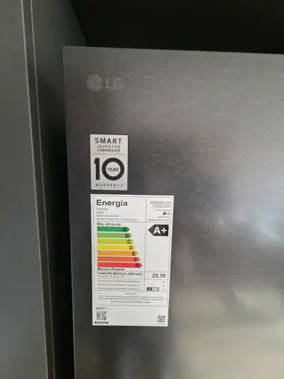 Refrigerador LG con Compresor Inverter A+ - miniatura 2