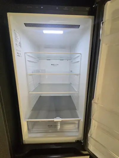 Refrigerador LG con Compresor Inverter A+ - miniatura 4