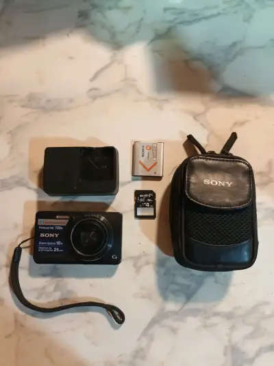Cámara Sony Cyber-shot con accesorios - miniatura 1