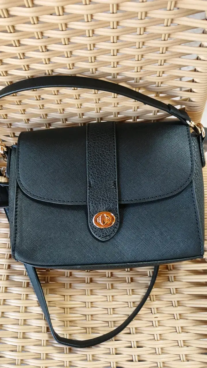 Cartera cruzada negra elegante para mujer - 1