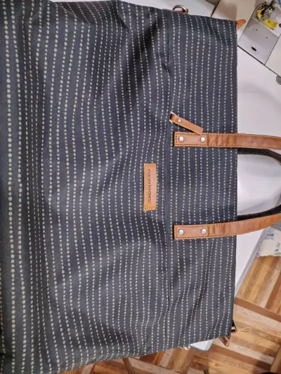 Bolso de mano New Looxs con diseño de puntos - miniatura 3