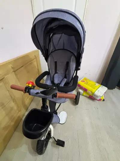 Triciclo para niños con toldo Lubabycaj - miniatura 3