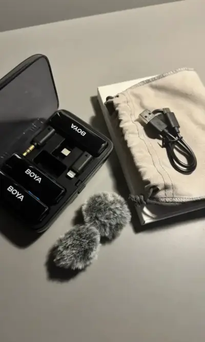 Micrófono inalámbrico Boya con accesorios - miniatura 1
