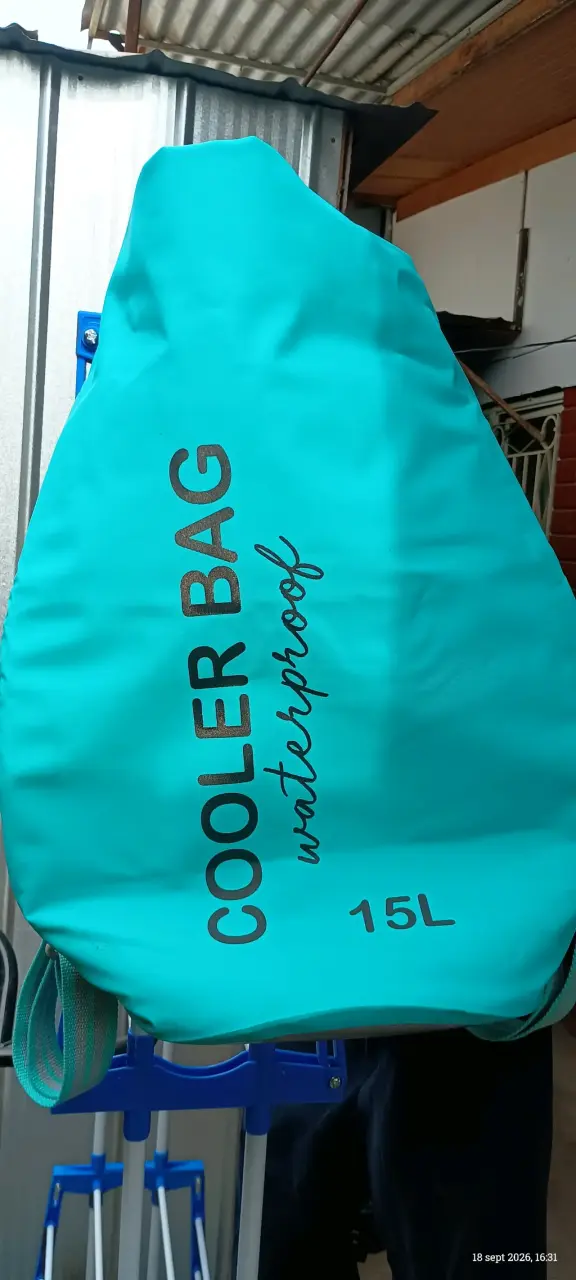 Bolso cooler impermeable 15L azul - 1