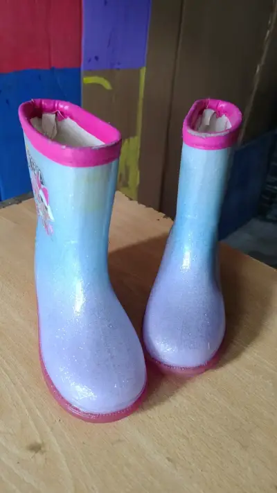 Botas de lluvia infantiles con diseño brillante - miniatura 1