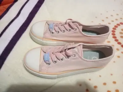 Zapatillas rosadas de lona para mujer #34 - miniatura 1