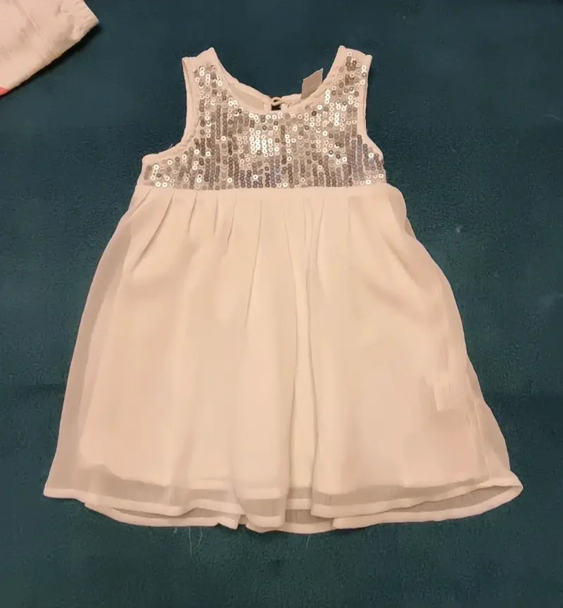 Vestido blanco con lentejuelas bebé nuevo - 1