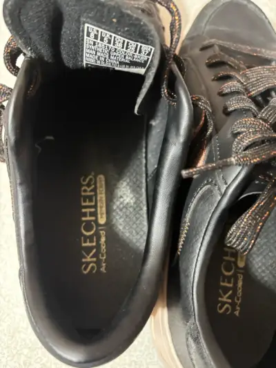 Zapatillas negras Skechers para mujer - miniatura 6