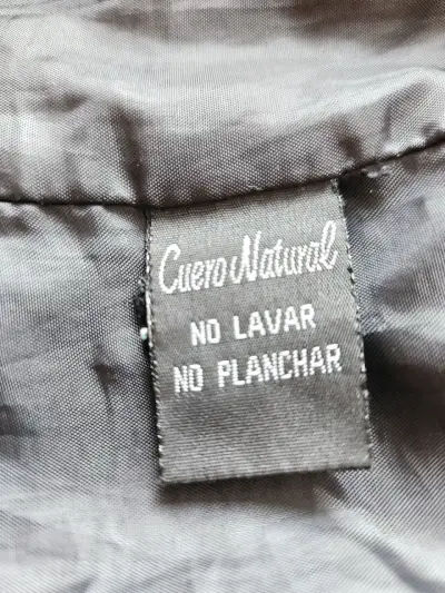 Abrigo de cuero negro para mujer - miniatura 6
