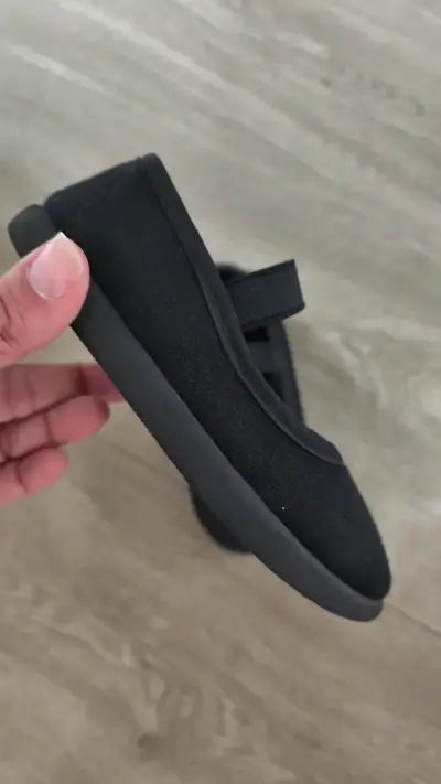 Zapatos escolares negros para niña - miniatura 3