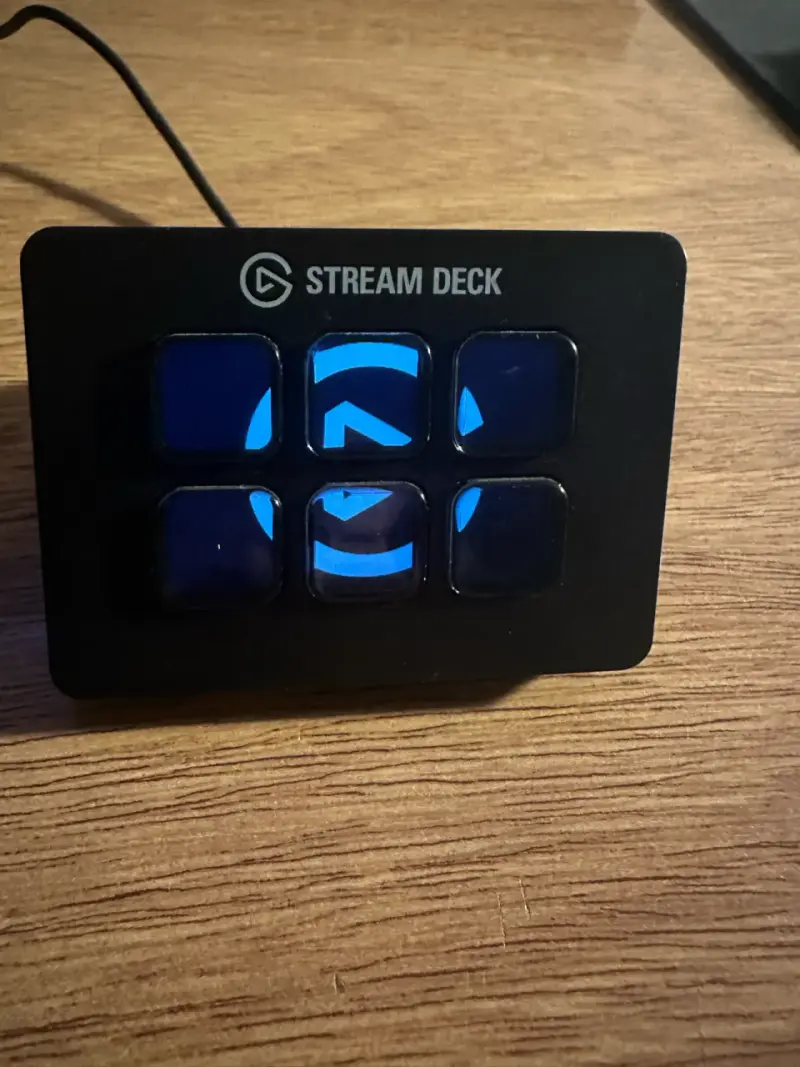 Stream Deck Elgato con 6 teclas programables - 1