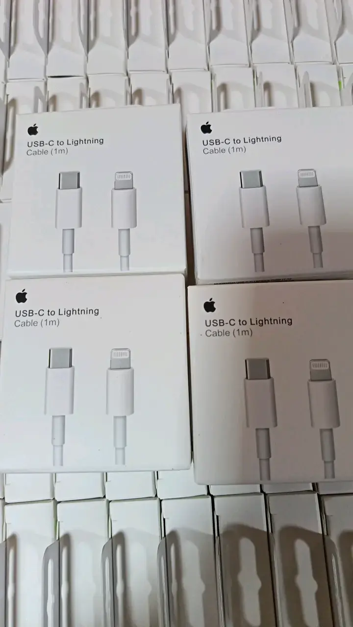 Cable USB-C a Lightning Apple 1m - 1