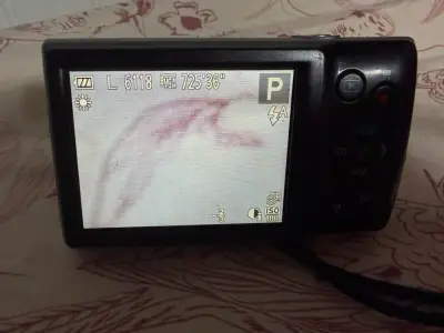 Cámara digital Canon con cargador y funda - miniatura 4