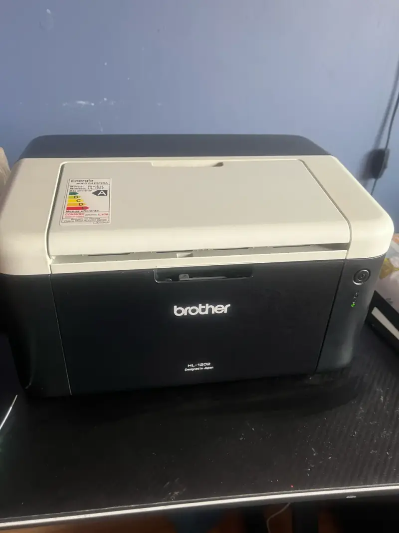 Impresora láser Brother HL-1202 en buen estado - 1