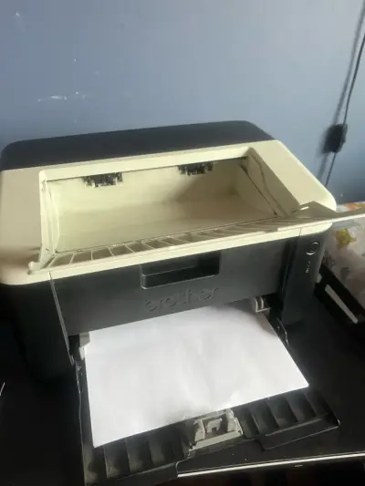 Impresora láser Brother HL-1202 en buen estado - miniatura 2