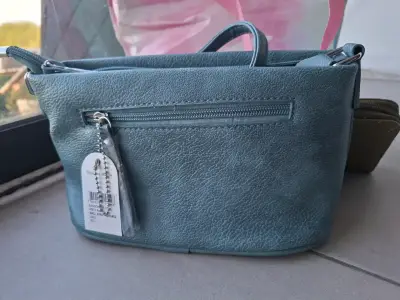 Cartera de cuero azul con correa ajustable SEI - miniatura 3