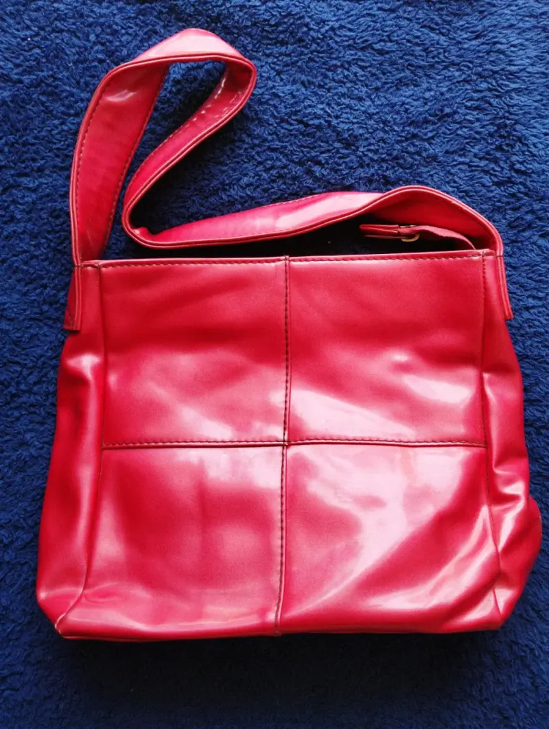 Bolso de hombro de cuero sintético - 1