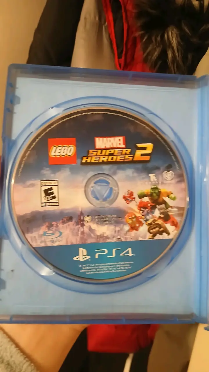 Juego PS4 LEGO Marvel Super Heroes 2 - 2