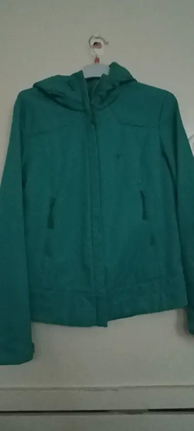 Chaqueta verde con capucha para mujer talla M - miniatura 1