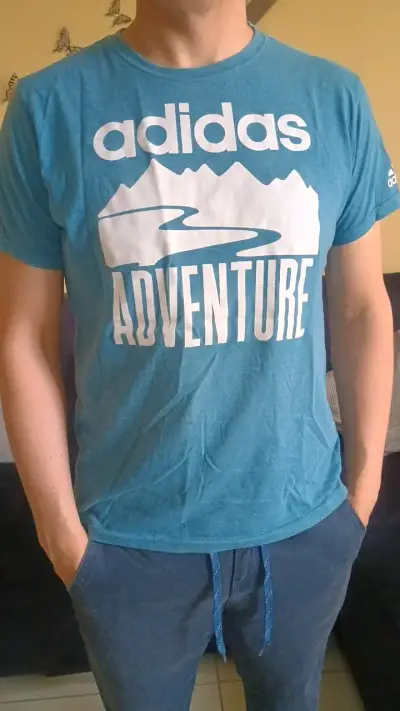 Polera Adidas Adventure azul para hombre - miniatura 3