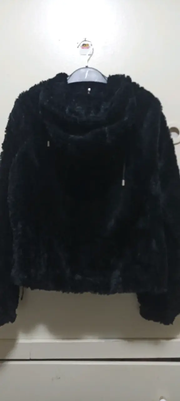 Chaqueta de Peluche Negra para Mujer - 2