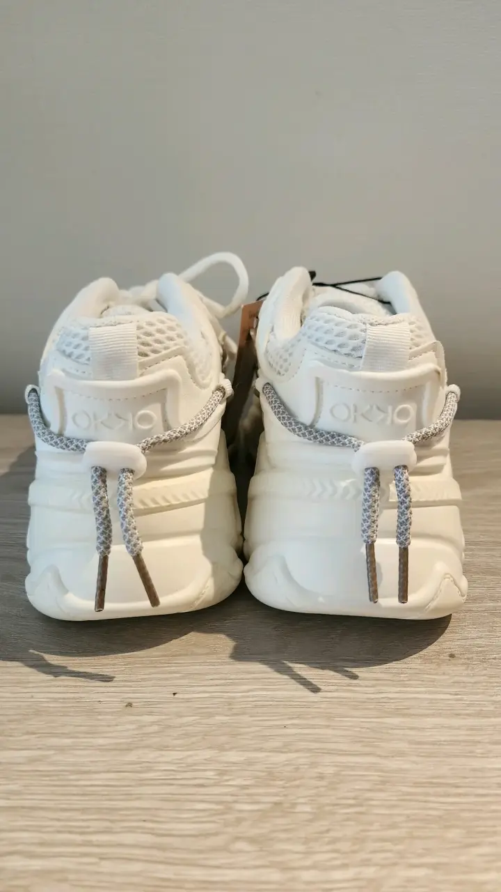 Zapatillas Blancas Talla 36 Nuevas - 3