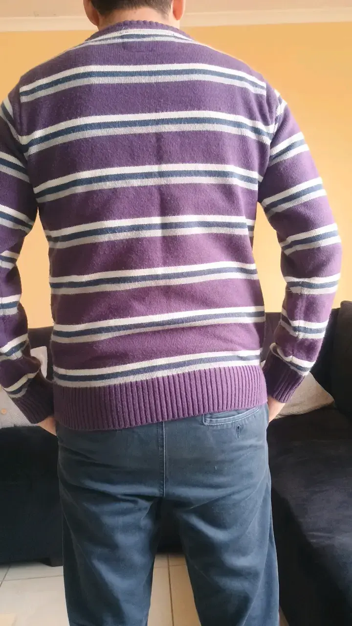 Suéter de rayas morado para hombre - 2