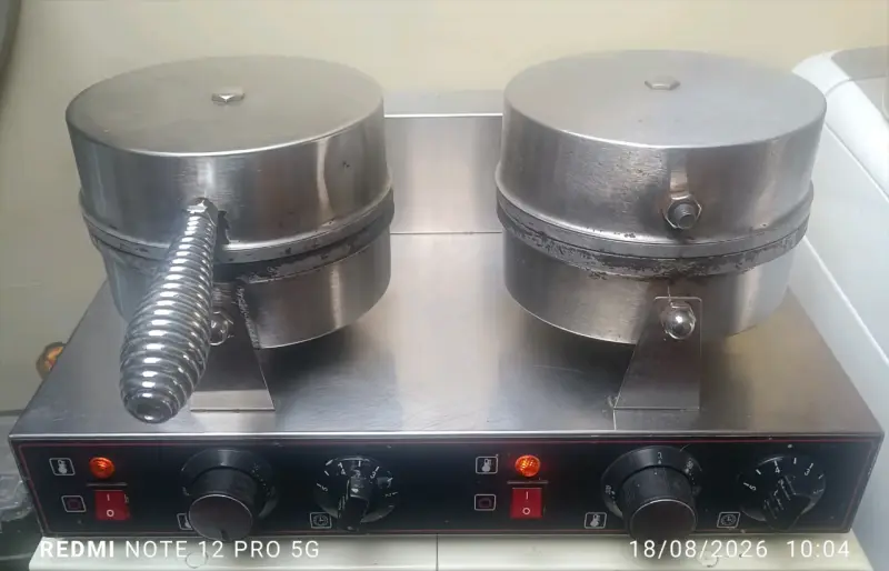 Máquina para hacer waffles doble industrial