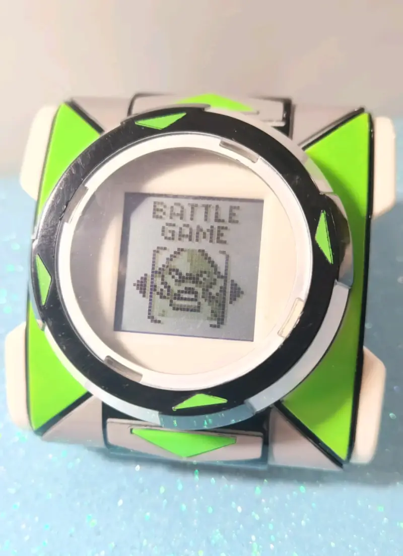 Reloj Omnitrix Ben 10 con Juego Interactivo - 3