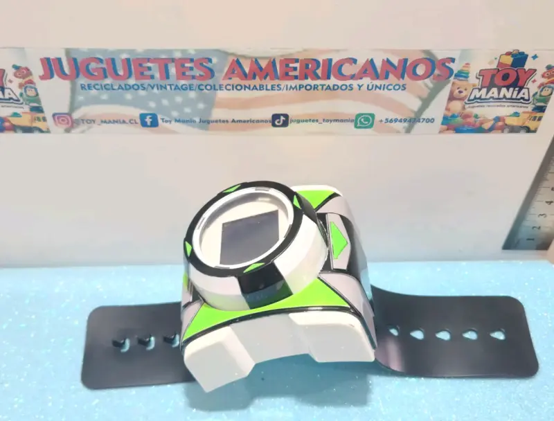 Reloj Omnitrix Ben 10 con Juego Interactivo - 5