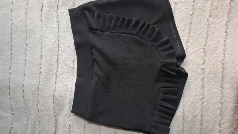 Faldas short  corta negra - 2