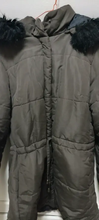 Chaqueta acolchada para mujer Regatta con capucha - miniatura 1