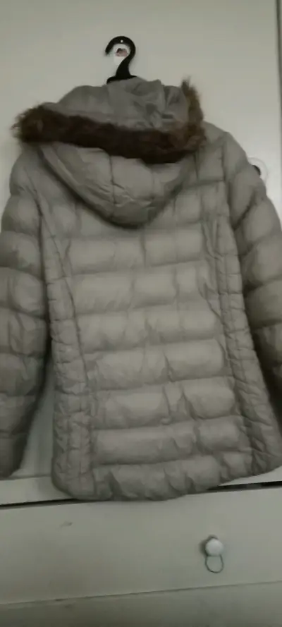 Chaqueta acolchada para mujer Regatta con capucha - miniatura 2